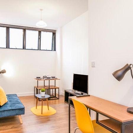 Split Level Studio Apartment In Camden 伦敦 外观 照片