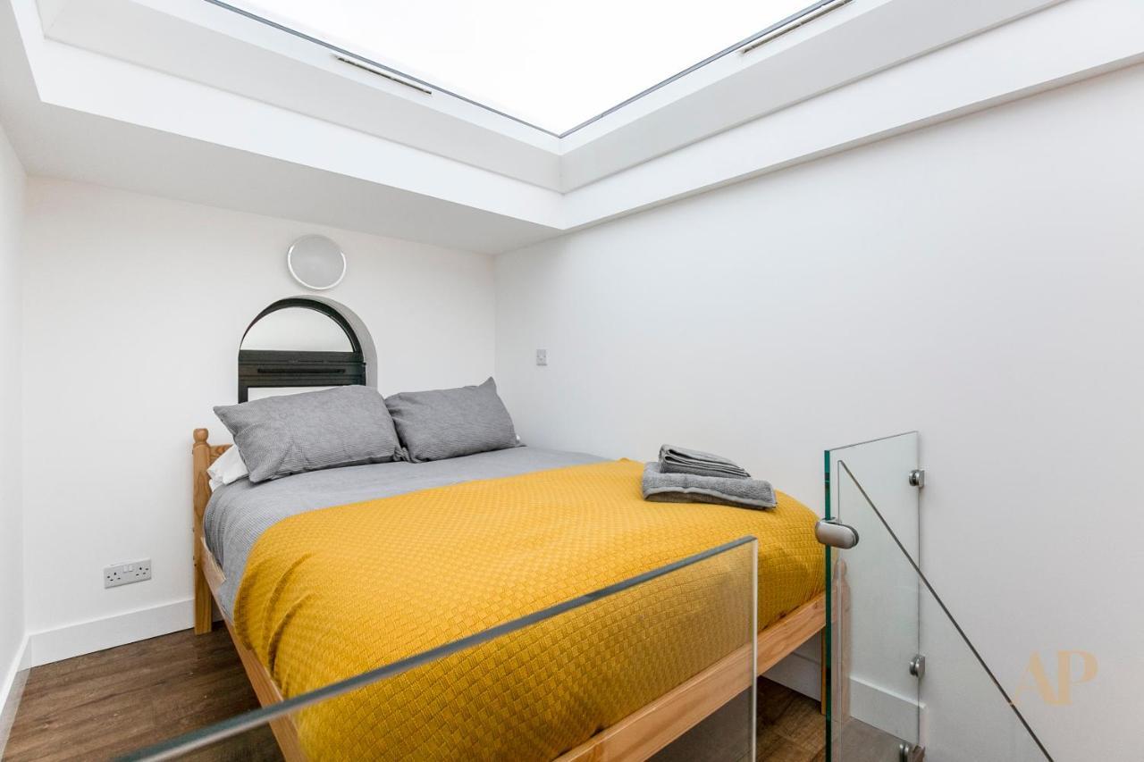Split Level Studio Apartment In Camden 伦敦 外观 照片